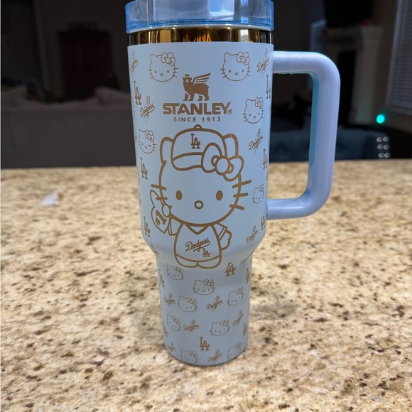 Stanley Light Blue Tumbler with Gold Hello Kitty and Dodgers Design - Picture 1 of 3